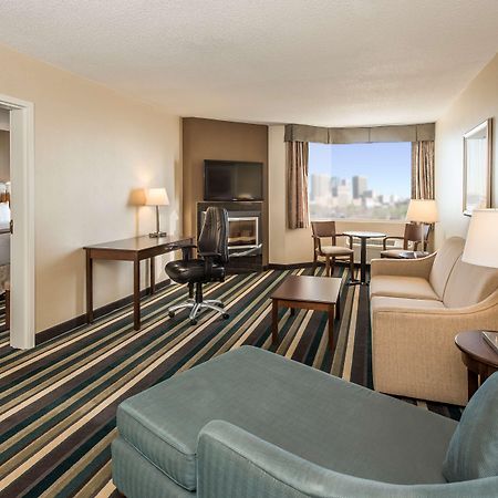 Best Western Plus Winnipeg Airport Hotel Εξωτερικό φωτογραφία