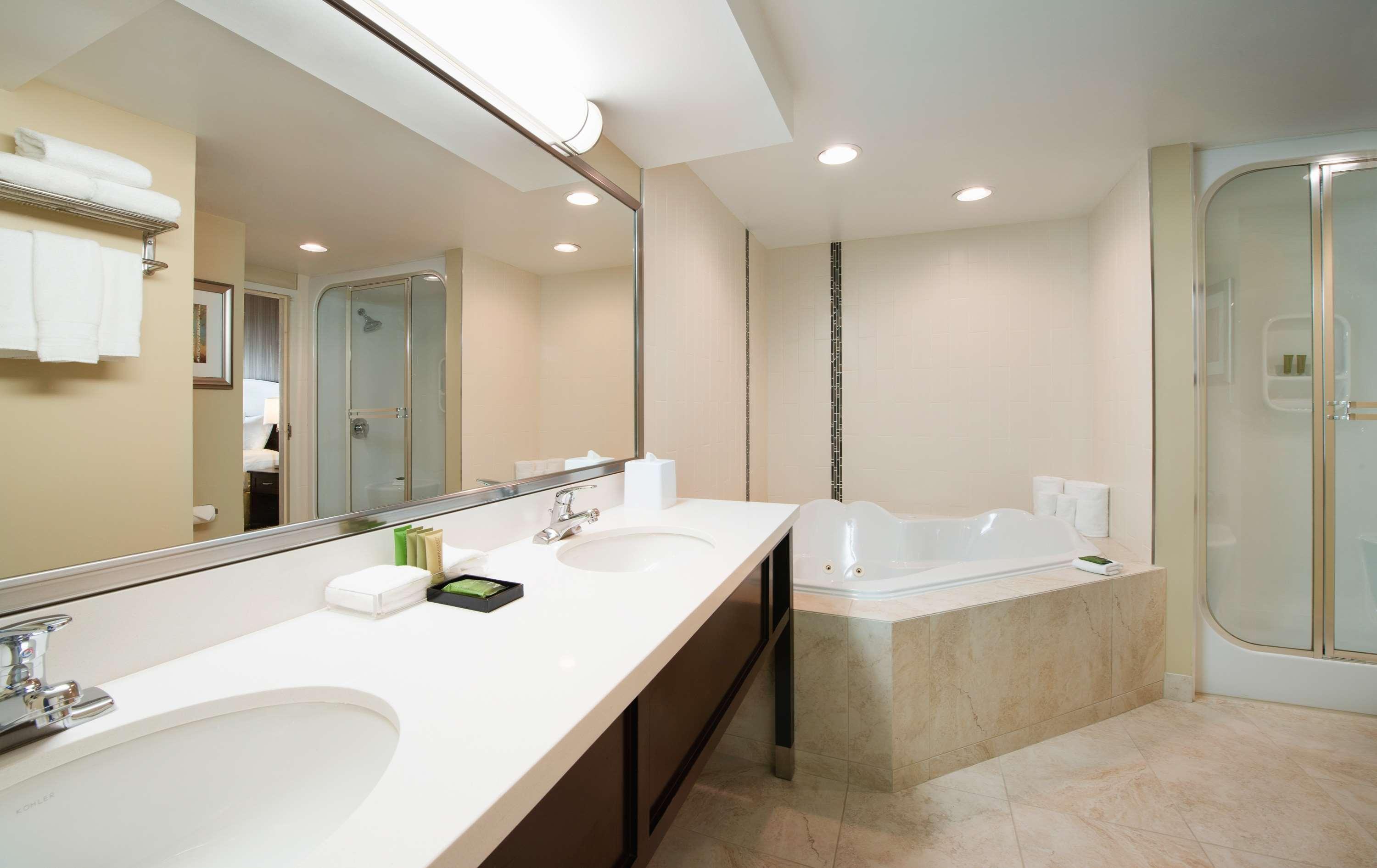 Best Western Plus Winnipeg Airport Hotel Εξωτερικό φωτογραφία