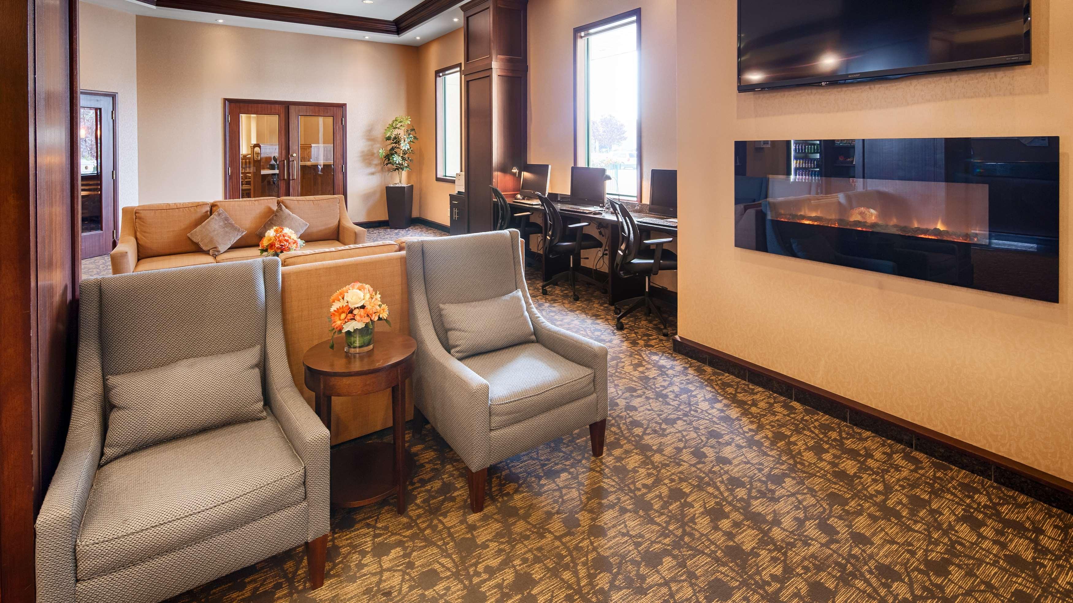 Best Western Plus Winnipeg Airport Hotel Εξωτερικό φωτογραφία